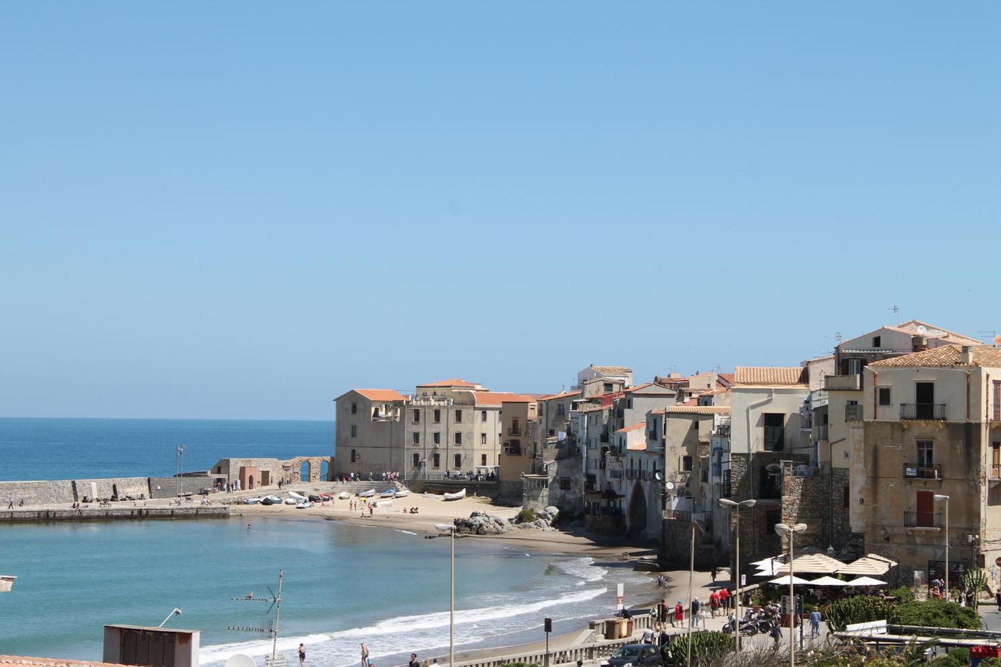 Book Your Place Cefalù Eksteriør bilde